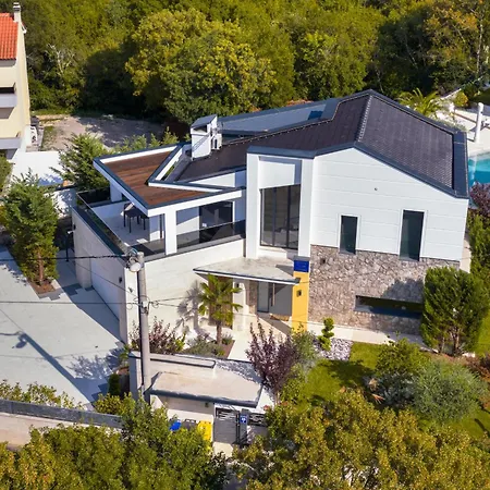 Toscana With Pool, Sauna And Jacuzzi Вилла Rasopasno